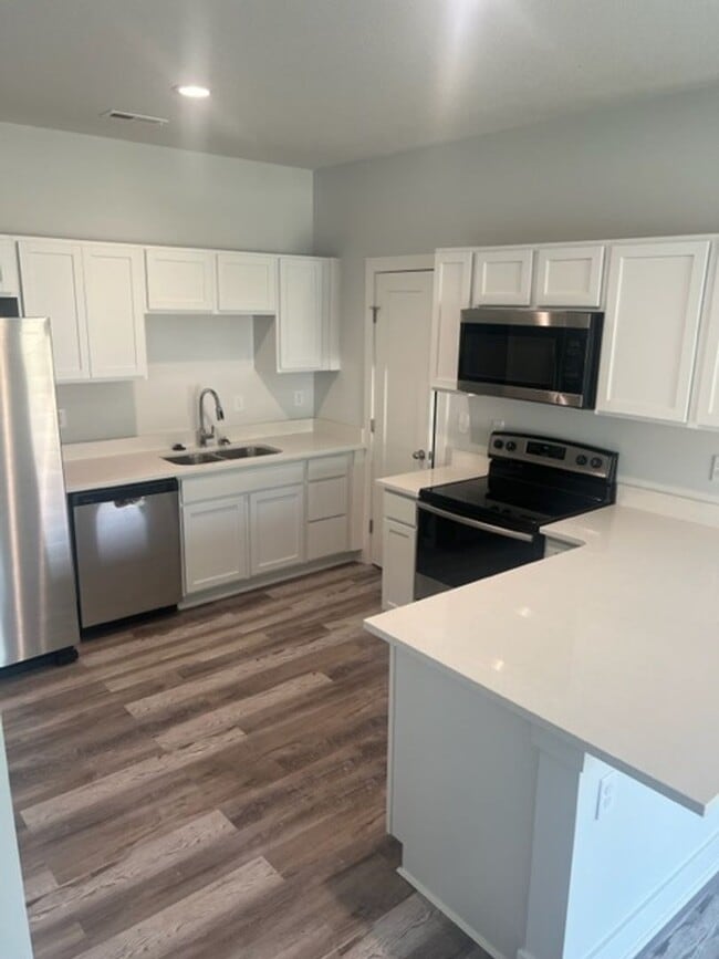 Building Photo - North 45th Addition