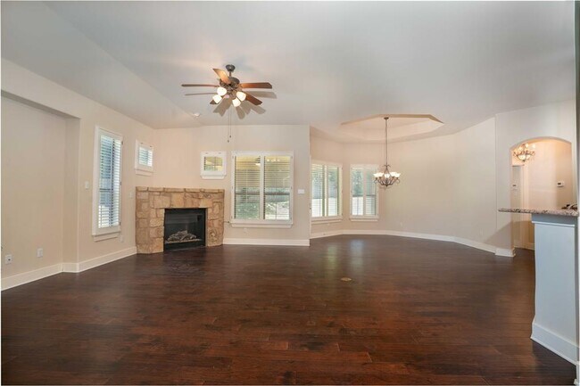 Building Photo - 210 Rivulet Ln