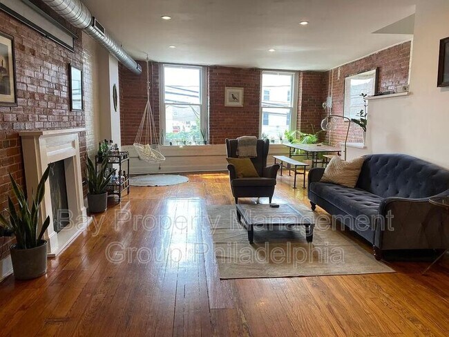 Building Photo - 817 N 2nd St