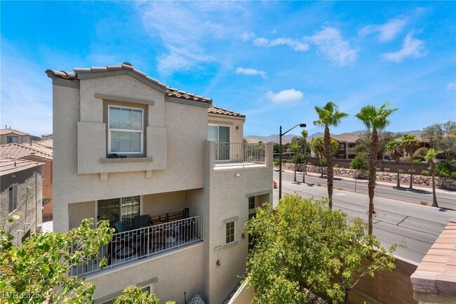 Building Photo - 9169 Column Ct