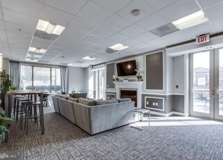 Building Photo - 2726 Gallows Rd