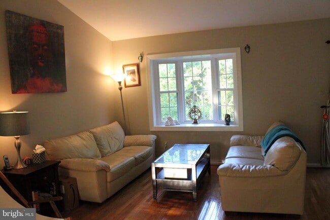 Building Photo - 13501 Clear Lake Ct