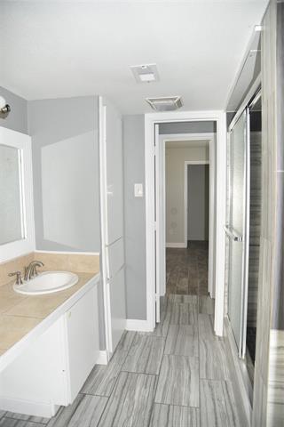 Building Photo - 1001 Roky Ct