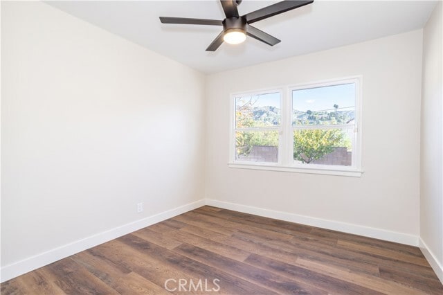 Building Photo - 8330 Glenoaks Blvd