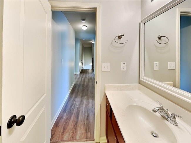 Building Photo - 5015 Groover Dr