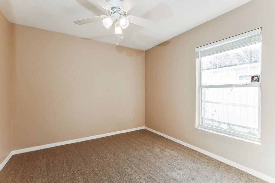 Building Photo - 1040 Shale Trail St