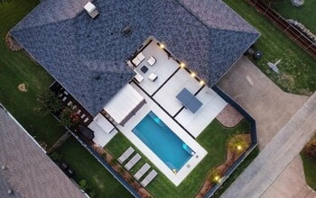 Building Photo - 4008 Hatherly Dr