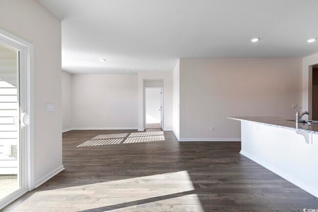 Building Photo - 1833 Castlebay Dr