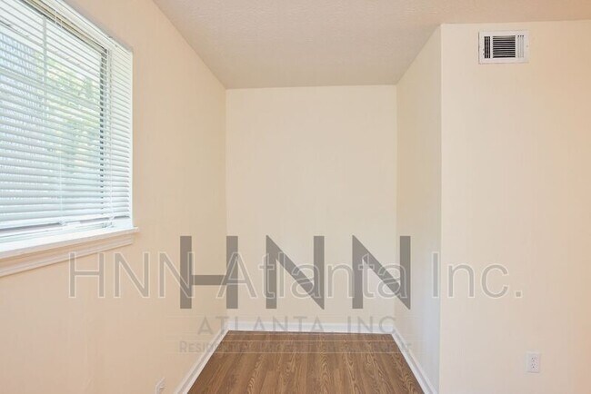 Building Photo - 4370 Springwood Ter