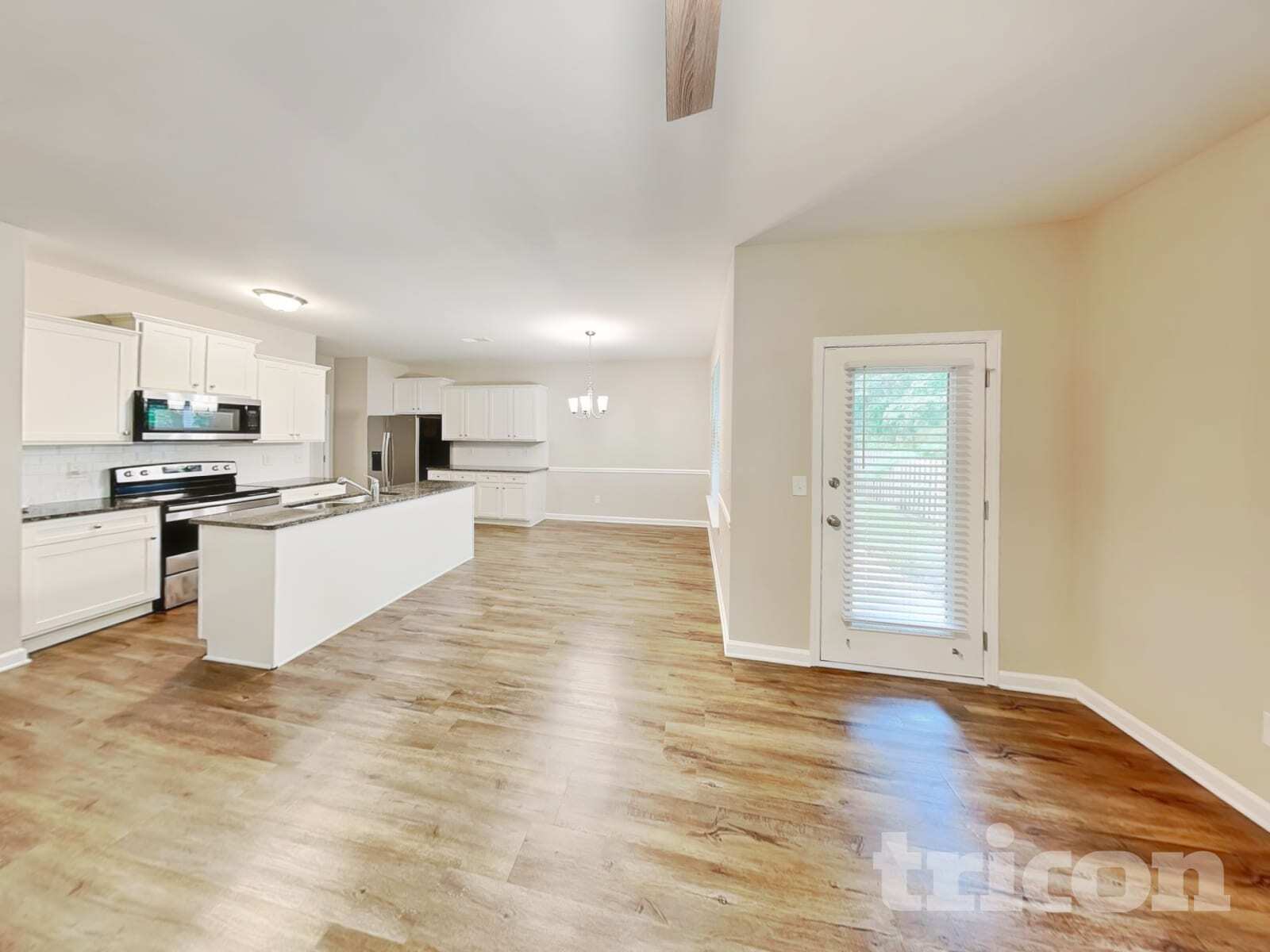 Building Photo - 2275 Wentworth Park Dr