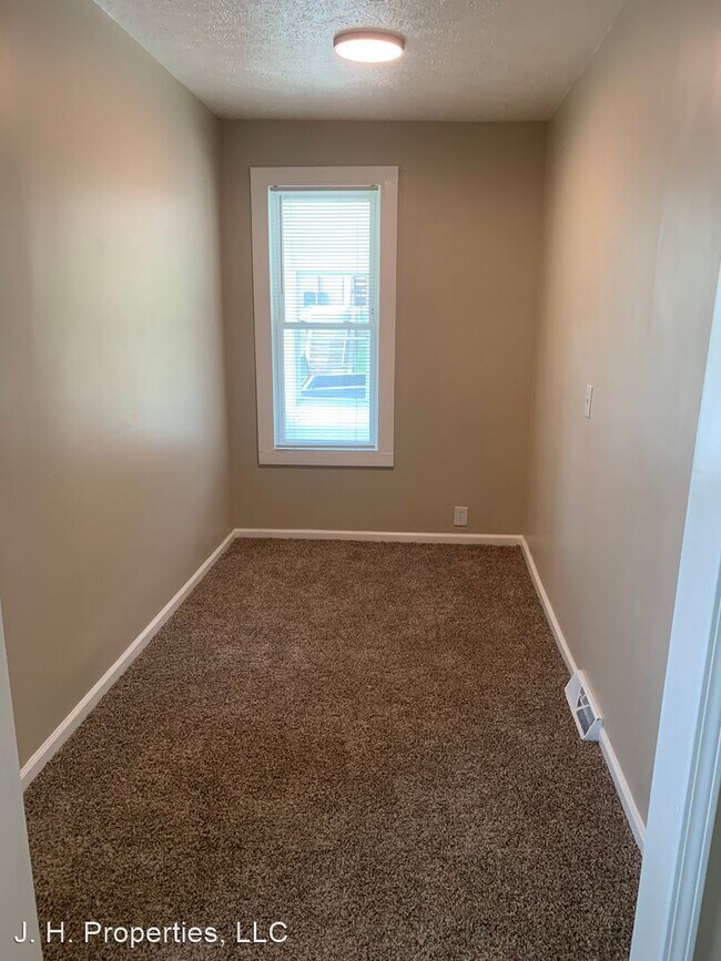 Building Photo - 1 br, 1 bath House - 2508 Rees Street