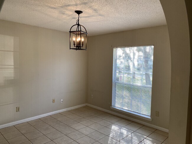 Building Photo - COMING SOON – 3 Bedroom, 2 Bathroom Single...