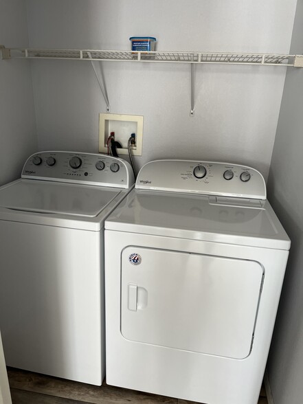 Laundry - 5692 Star Rush Dr