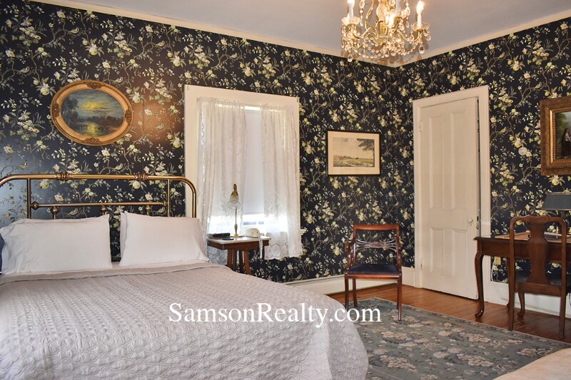 Building Photo - 144 Benefit St