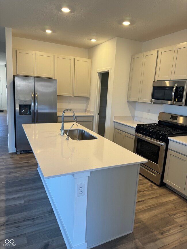 Building Photo - 10240 Samerton Ln