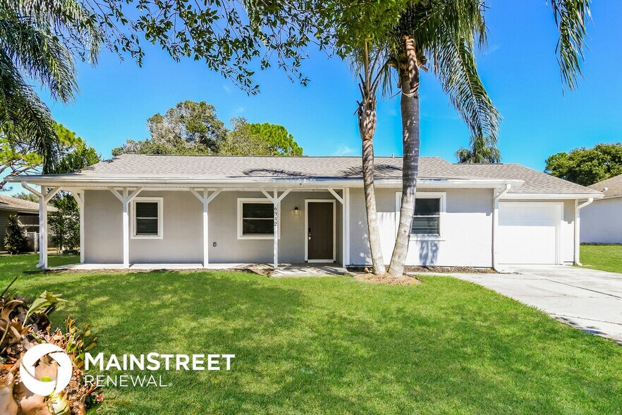 Primary Photo - 6342 Brack St