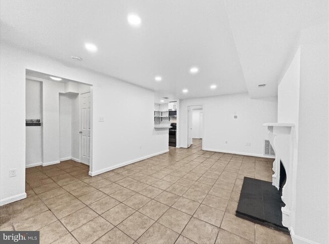 Building Photo - 1813 8th St NW