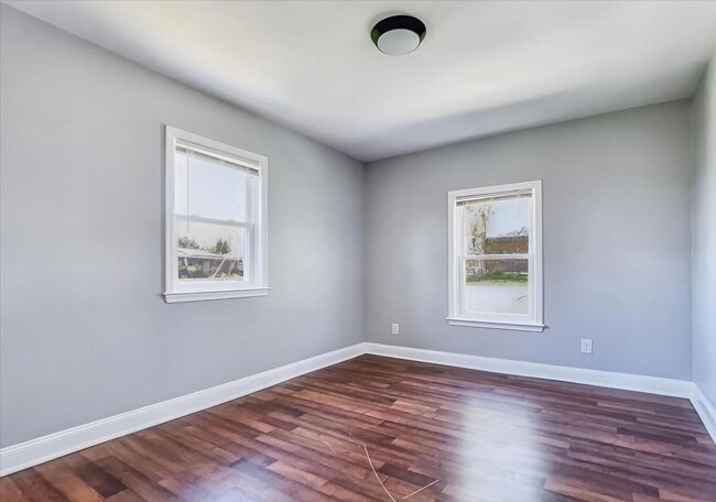 Building Photo - 3 bedroom 2 bath home - Camp Hill PA