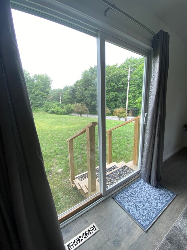 Building Photo - 22490 W Ireland Rd