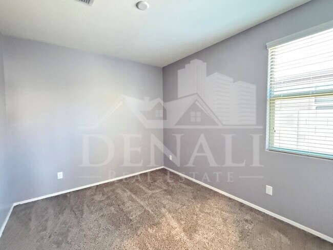 Building Photo - 5231 W Leodra Ln
