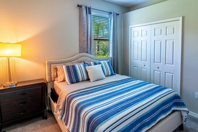 Building Photo - Available Pet Friendly Annual in Artesia!