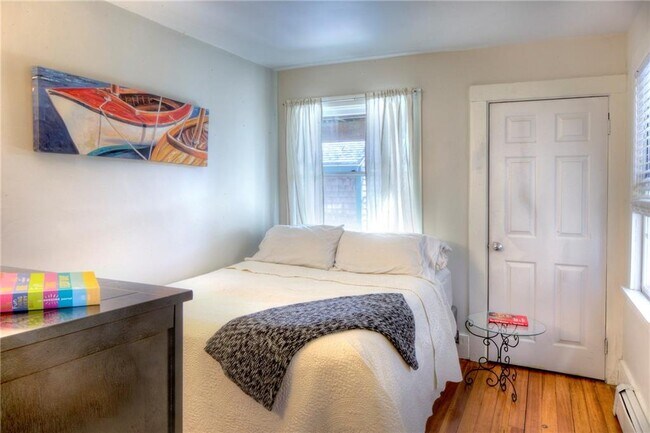 Building Photo - 37 William St