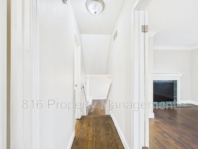 Building Photo - 6304 E 150th Terrace