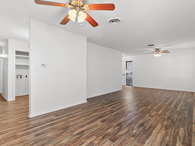 Building Photo - 4806 South Dr