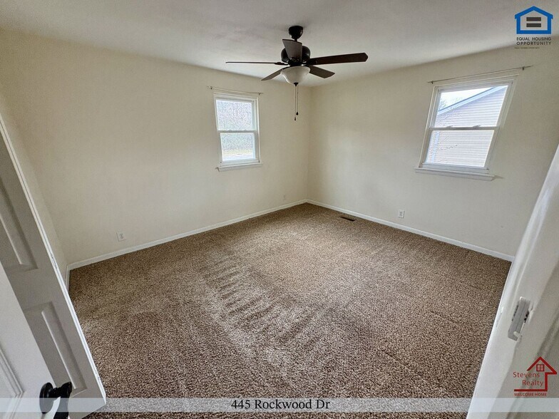 Building Photo - 445 Rockwood Dr