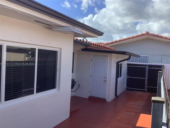 Building Photo - 7435 SW 23rd St