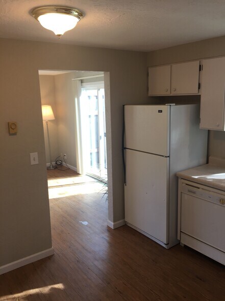 Building Photo - 520 N 38th Pl