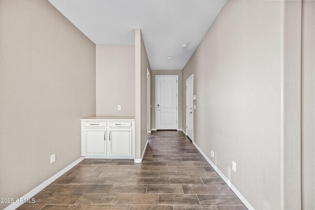 Building Photo - 2373 Farrier Way