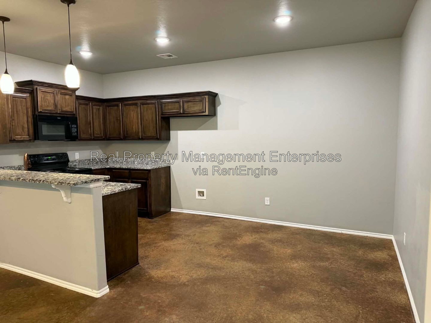 Building Photo - 7508 Redbud Villas Ct