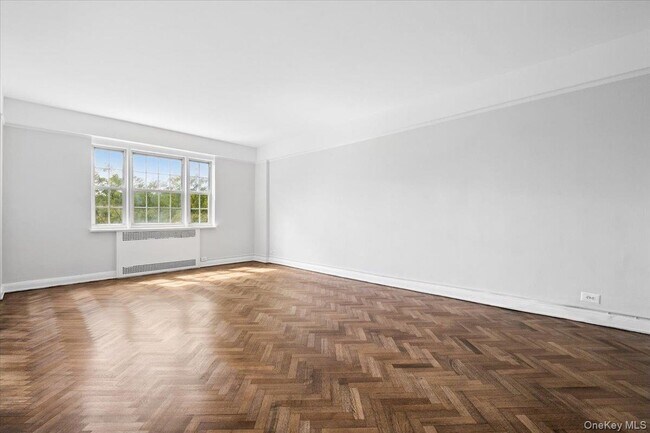 Building Photo - 45 Popham Rd