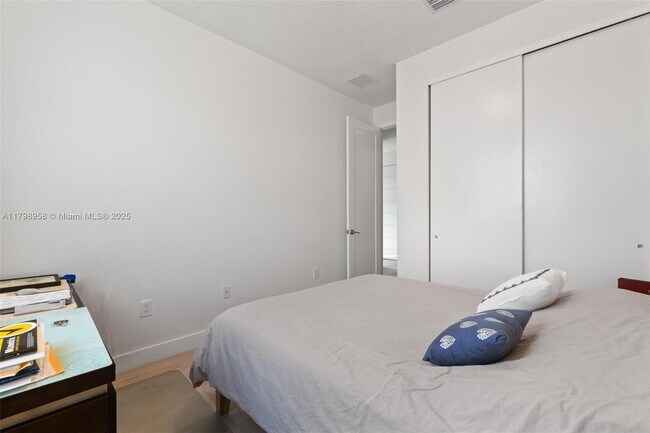 Building Photo - 10263 NW 66th St