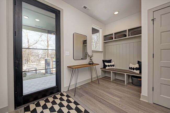 Building Photo - 208 Midland Trace Trail