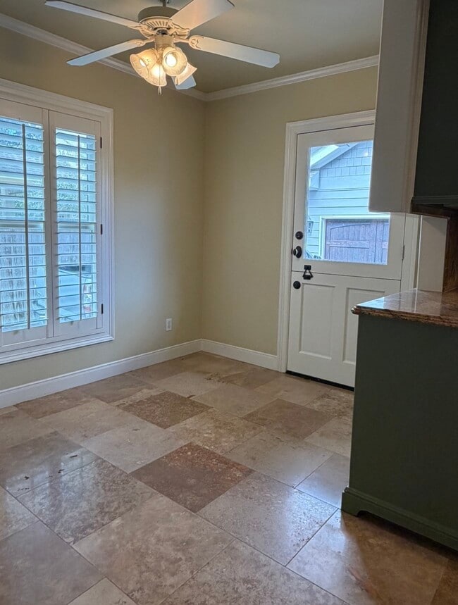 Building Photo - 3752 Rice Boulevard