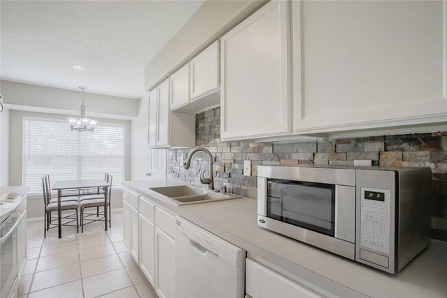Building Photo - 6409 Patino Ct