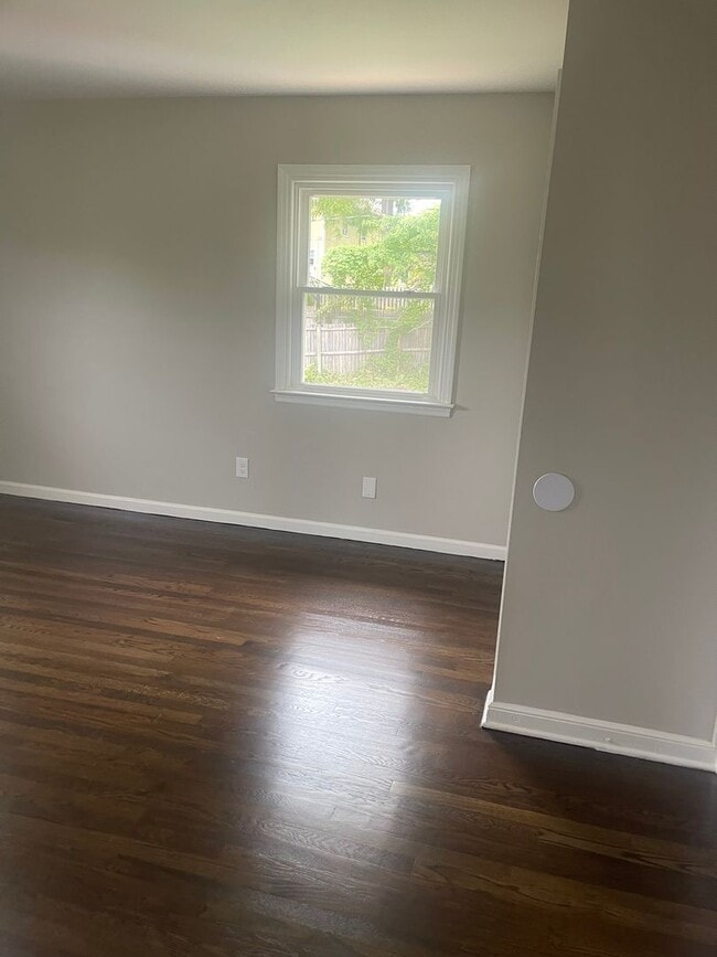 Building Photo - 4803 Paulson Dr