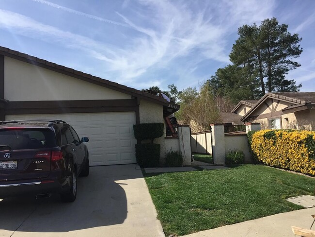 Building Photo - 25659 Palma Alta Dr