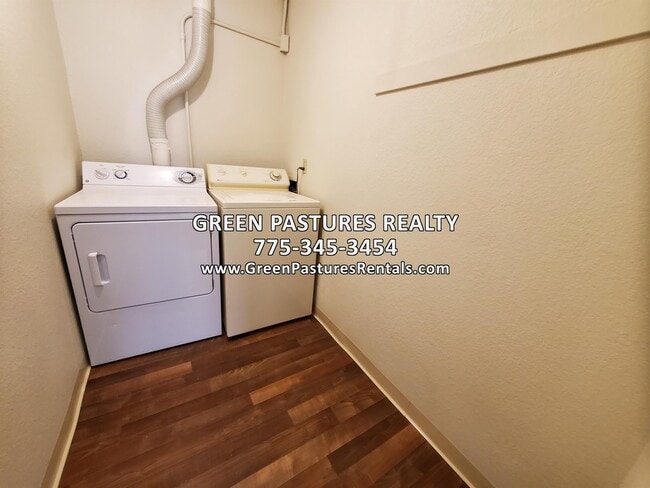 Building Photo - 3918 Clear Acre Ln