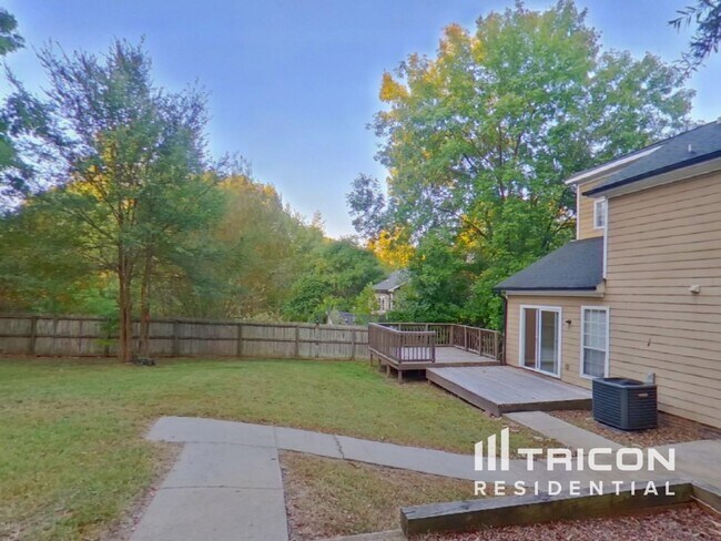 Building Photo - 5407 River Falls Dr