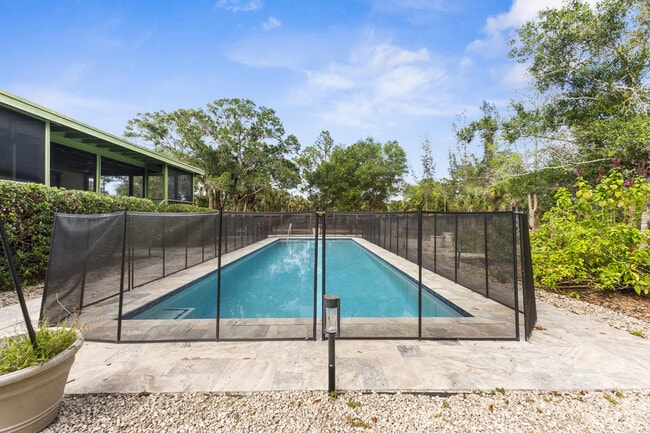 Building Photo - 17534 103rd Terrace N