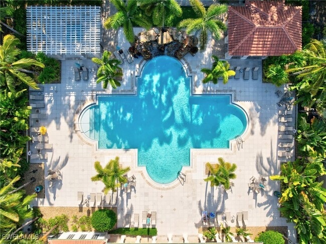 Building Photo - 23421 Alamanda Dr