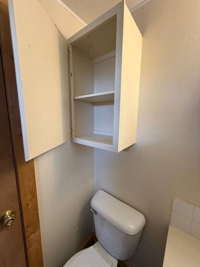 Building Photo - 3 Bed 2 Bath Updated Mobile Home with Fenced Yard and Storage Shed