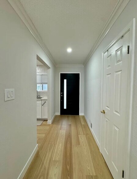 Building Photo - 1648 Trona Way
