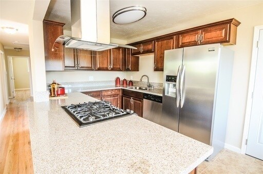 Building Photo - AVAILABLE NOW! GORGEOUS & SPACIOUS 3BD/2BA HOME IN CLAIREMONT! ONLY $4,595/mo!
