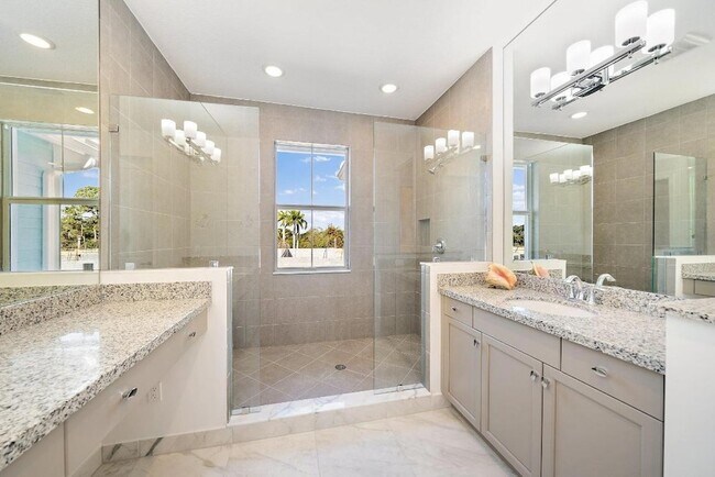 Building Photo - 4925 Pointe Midtown Way