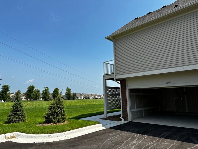 Garage - 21979 Andover Dr