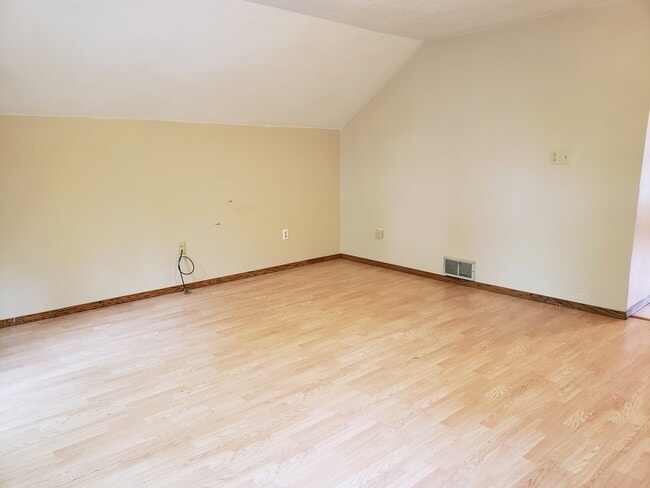 Building Photo - 718 Jackson St